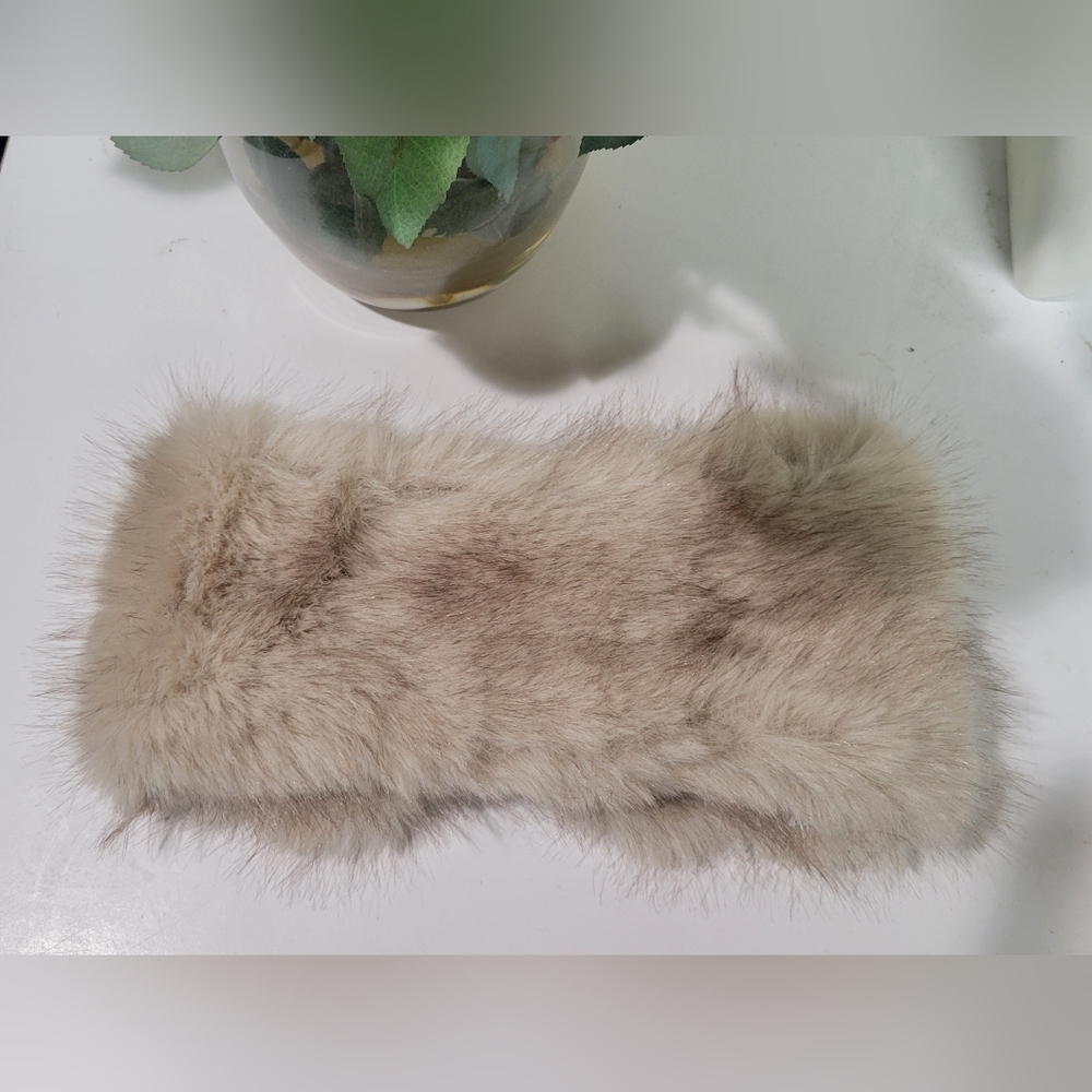 Sale Faux Fur Headband  in White + Cream. Ear Muff  Ear Warmer. - Picture 2 of 7